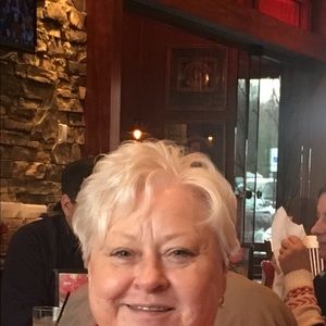 Meet your Posher, Sandy